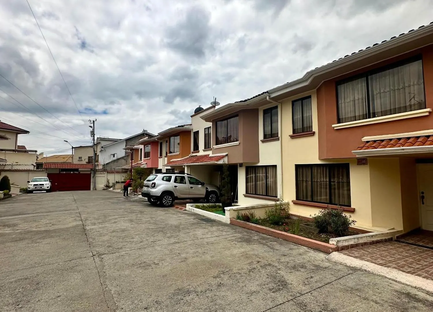 Casa En Condominio Alcazar Cuenca Ecuador