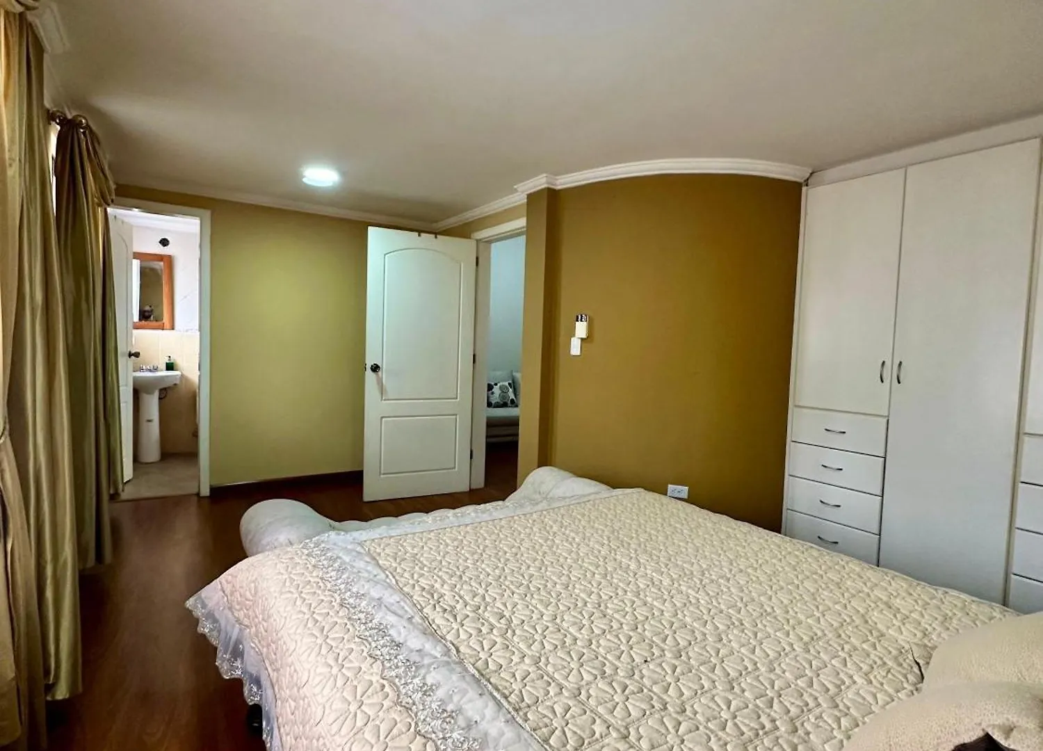 Casa En Condominio Alcazar Cuenca Сasa de vacaciones